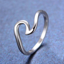 Load image into Gallery viewer, Wave Silver Ring